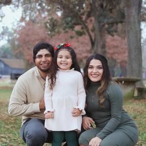 Meet your Posher, Nia